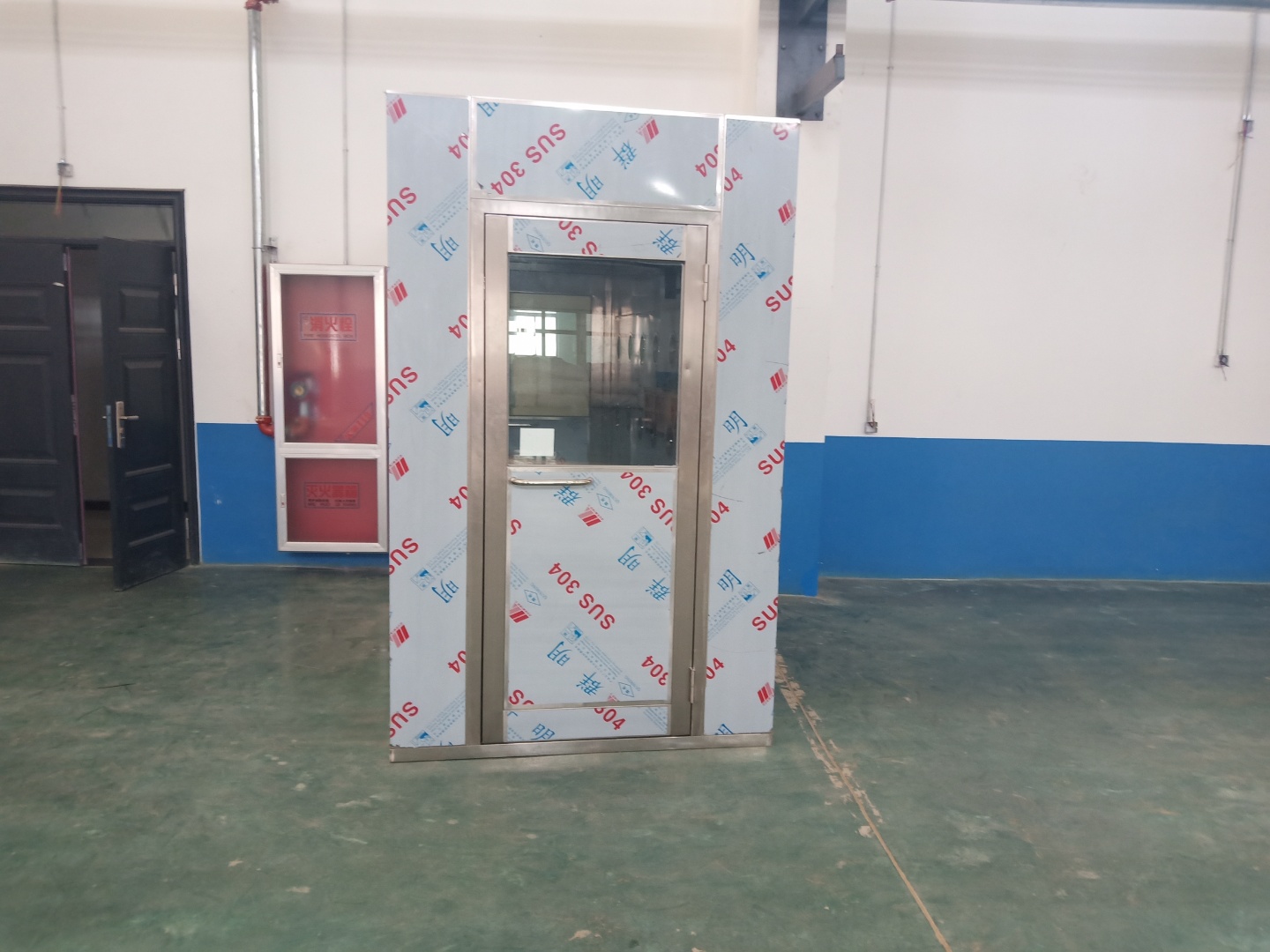 【河南風(fēng)淋室價(jià)格】測量風(fēng)淋室（全自動(dòng)風(fēng)淋門）現(xiàn)場應(yīng)該注意哪些問題?